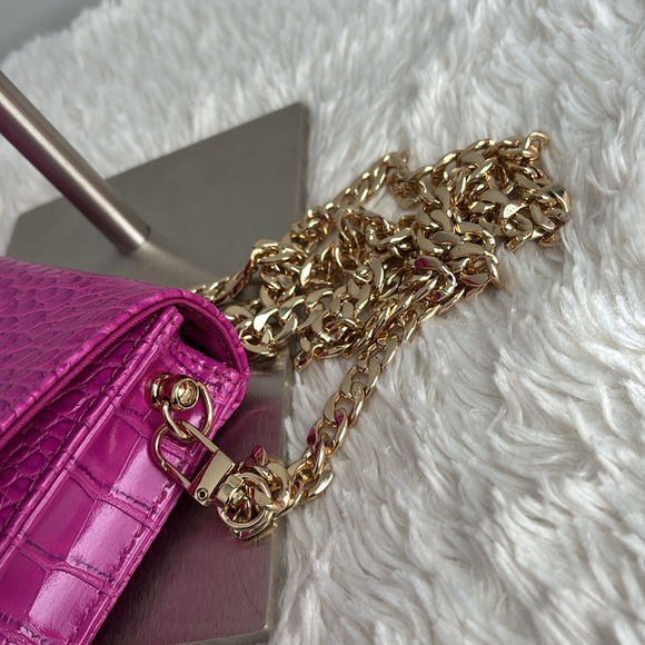 Ted Baker London Envelope Pouch Wrislet - Picture 12 of 15